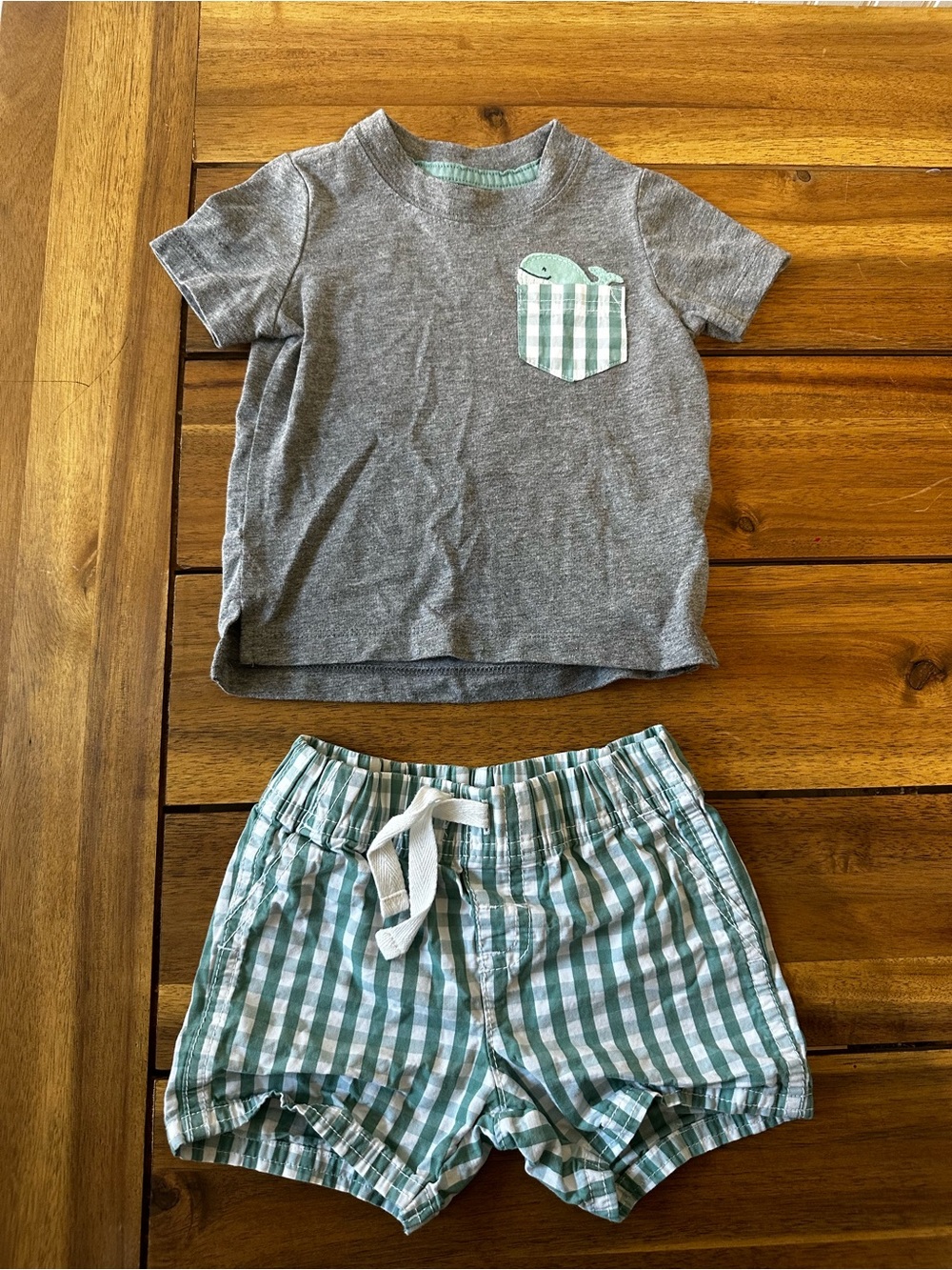 Just one you by Carter’s matching green gingham set size 6 months